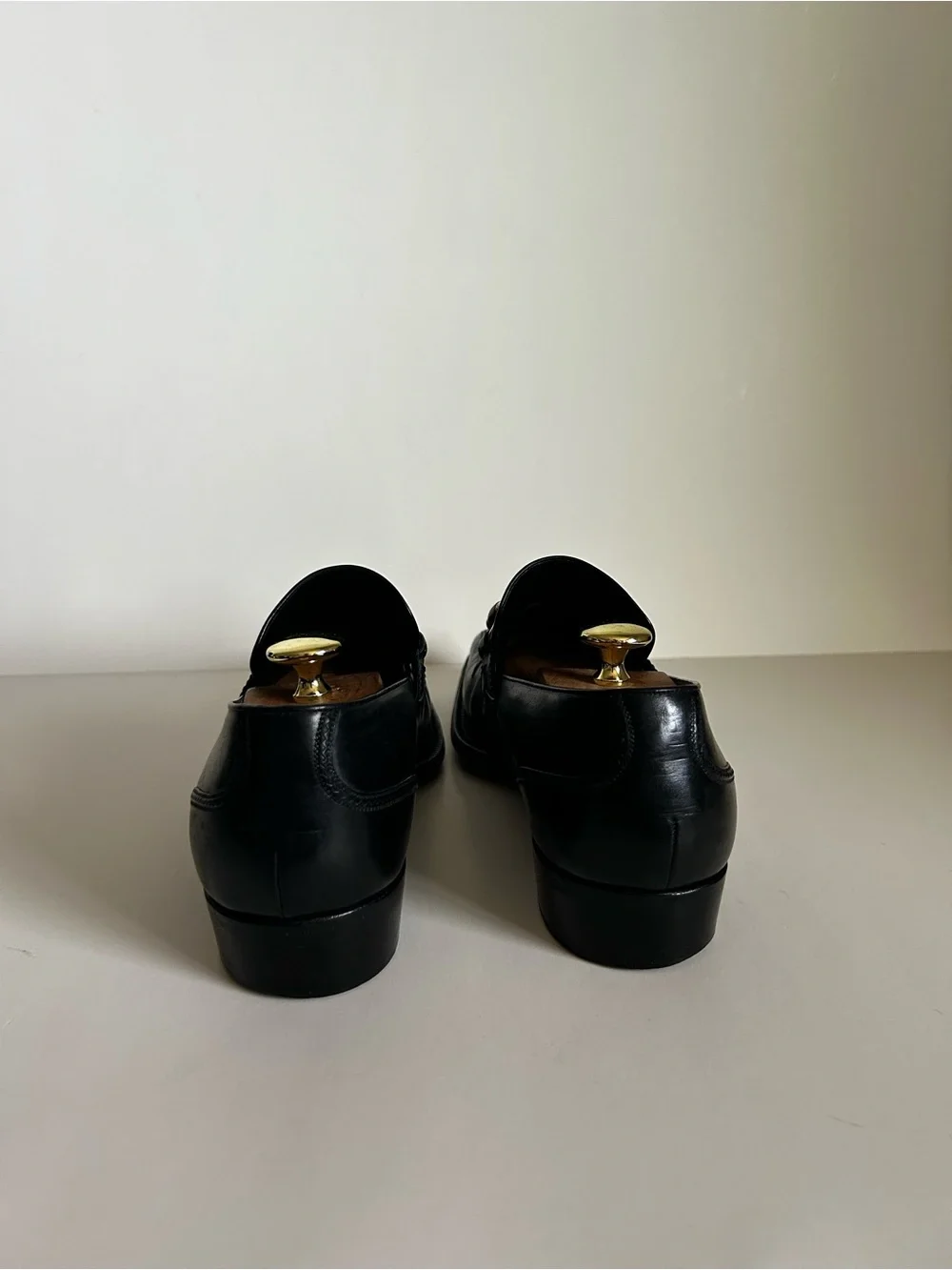 Gucci sleek black